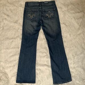 ROCK & REPUBLIC ROTH EMBELLISHED BACK POCKETS EUC